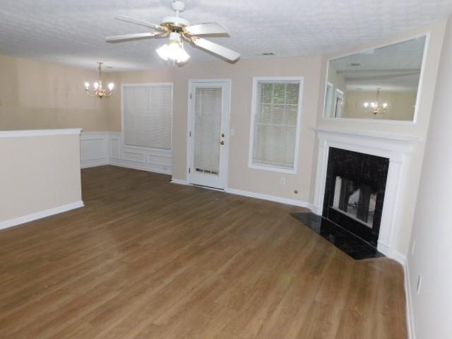 Building Photo - 2088 Manhattan Pkwy