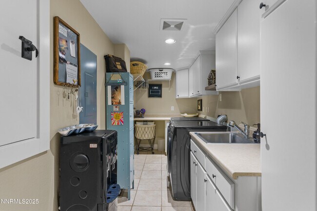 Building Photo - 2880 Friar Rock Ct
