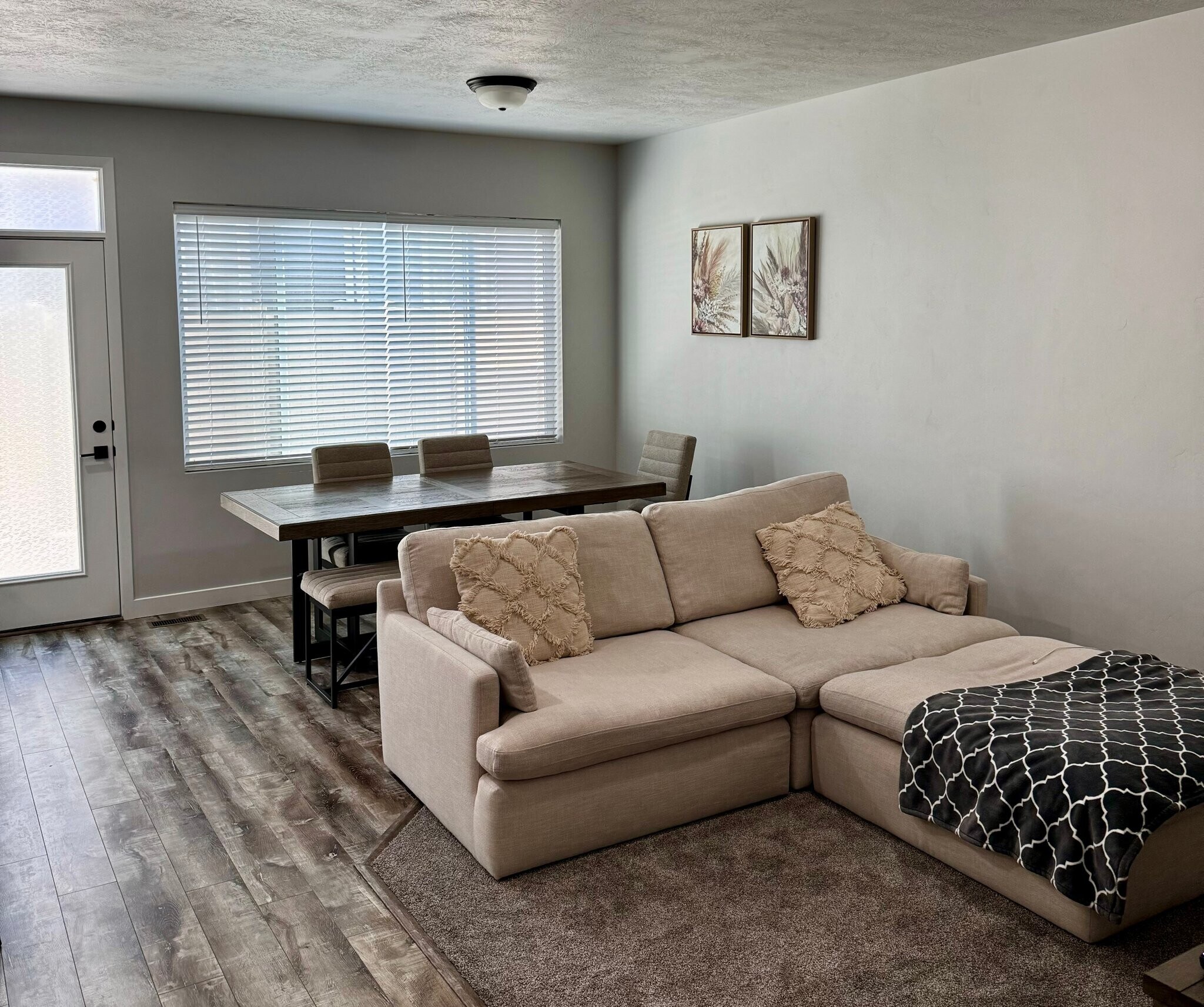 Building Photo - 15073 S Wild Horse Wy