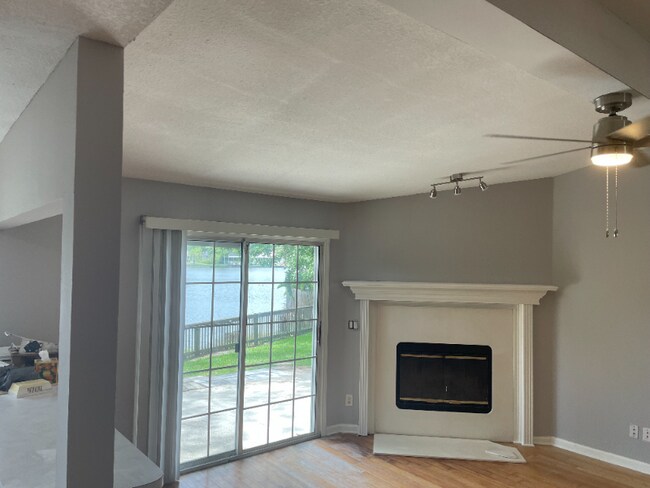 Building Photo - 3706 Sanctuary Way N