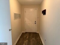 Building Photo - 5404 Doral Dr