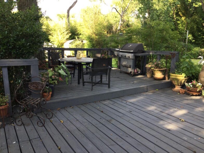 Building Photo - 10220 Marsh Ln