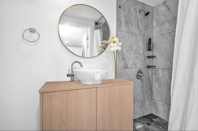 Building Photo - 7151 Taft St