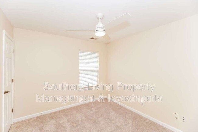 Building Photo - 8803 Ormeau Dr