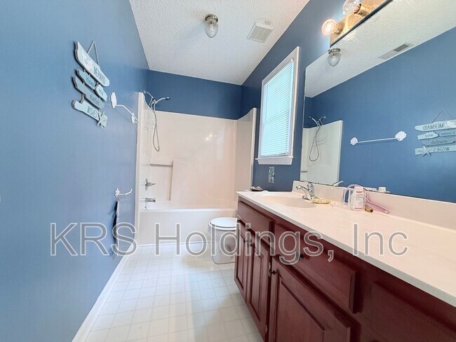 Building Photo - 1208 Tobacco Barn Rd