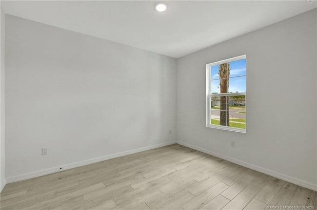 Building Photo - 4977 Armina Pl