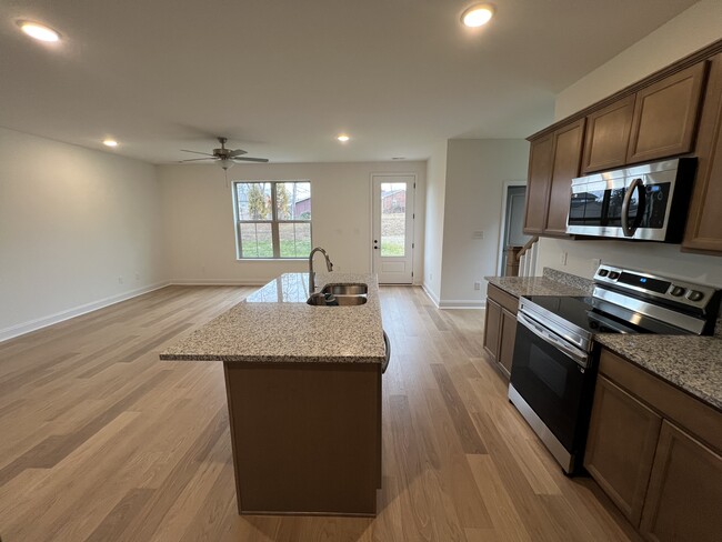 Kitchen - 1412 Mountain Quail Cir