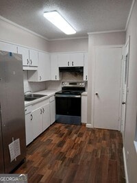 Building Photo - 120 Foothill Dr