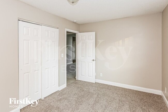 Building Photo - 3380 Chadbury Dr NW