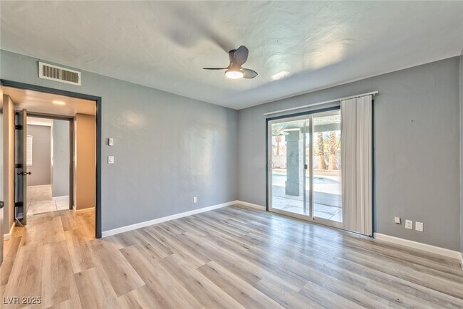 Building Photo - 7216 Archcrest Ave
