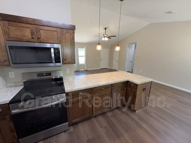 Building Photo - 4090 Charles Cir