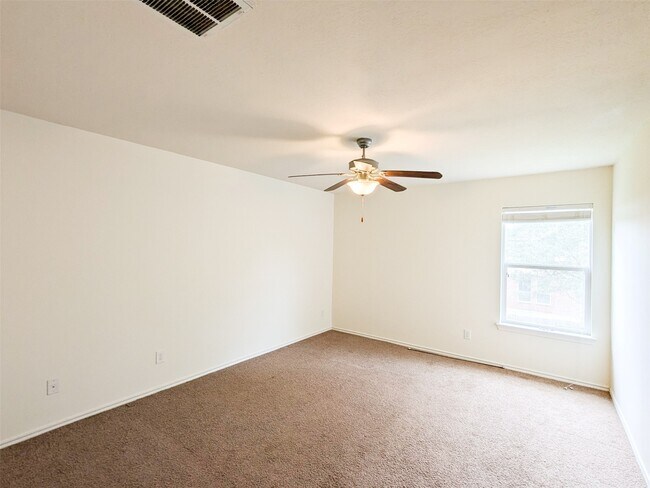 Building Photo - 6223 Summerfield Glade Ln