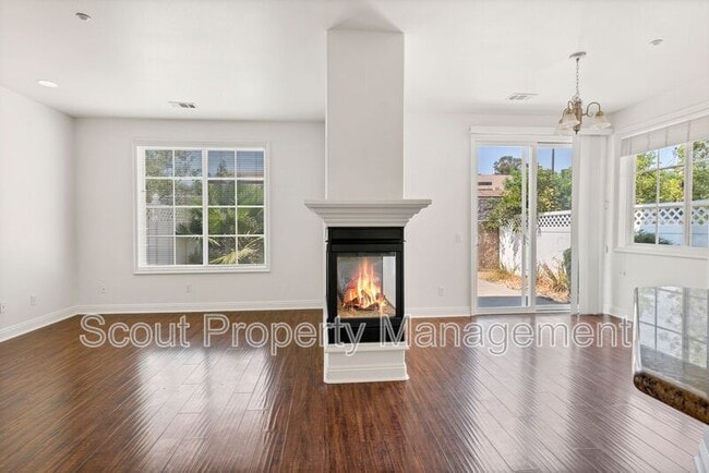 Building Photo - 41829 St Thomas Ct