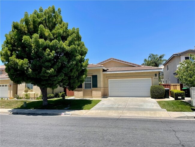 Building Photo - 30962 Crystalaire Dr