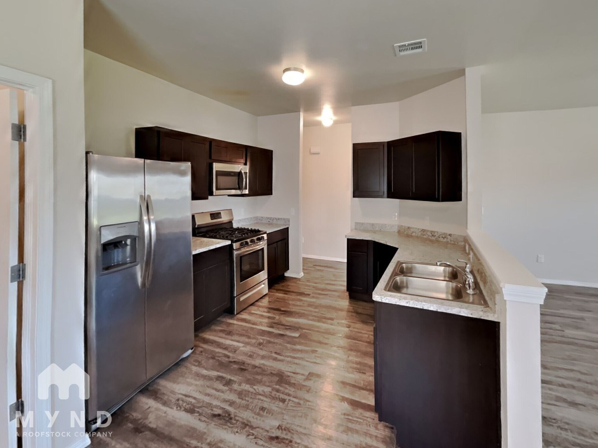 Building Photo - 4200 Umbria Rd