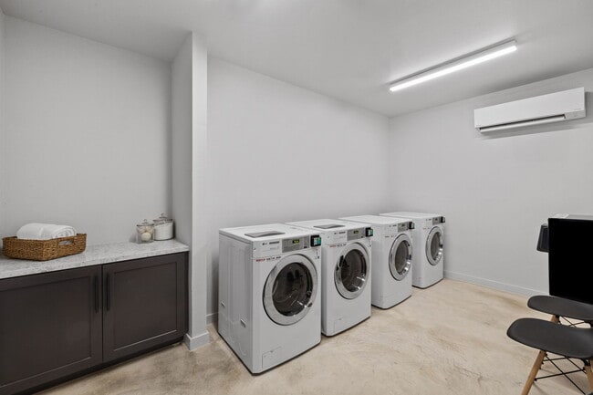 Building Photo - Nova Lofts