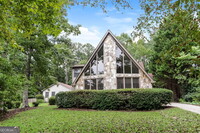 Building Photo - 2416 Battle Dr