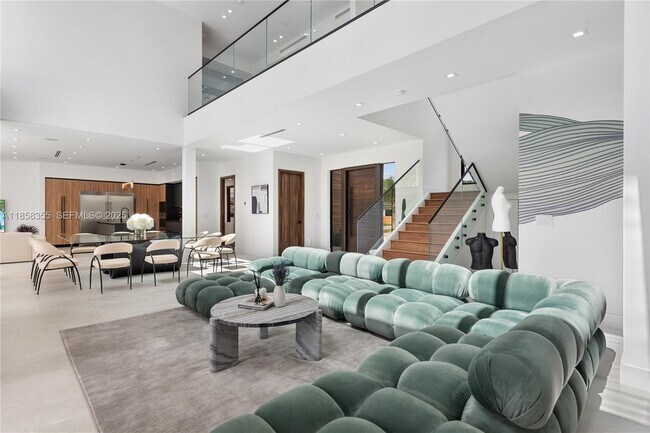 Building Photo - 1960 NE 197th Terrace