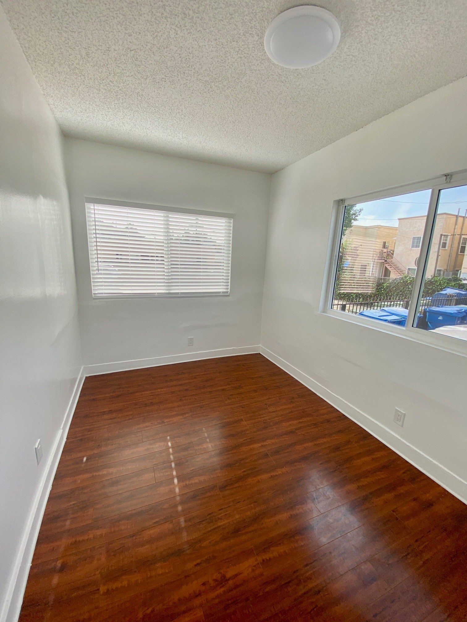 Building Photo - 2921 Van Buren Pl