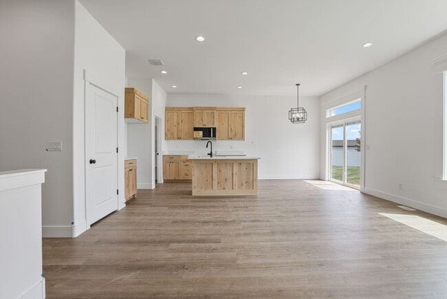 Building Photo - Brand New Idaho Falls Twin Home | Move-In ...