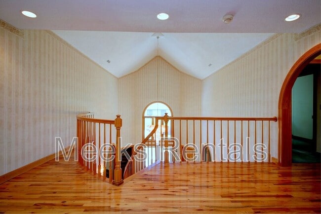 Building Photo - 30 Bridlewood Rd