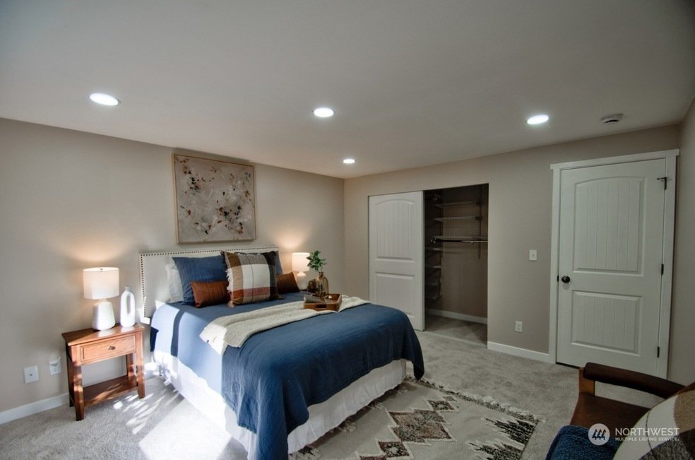 Building Photo - 6720 Alder Glen Dr SE