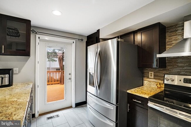 Building Photo - 5376 Harbor Ct Dr