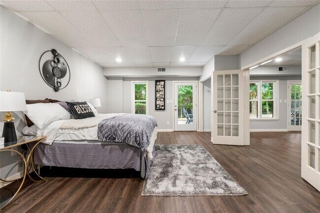 Building Photo - 4441 Langdon Walk