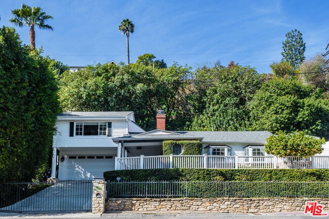Primary Photo - 3955 Weslin Ave