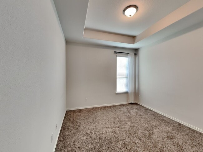 Building Photo - Resort-Style Living in the Award-Winning Morningstar Community!