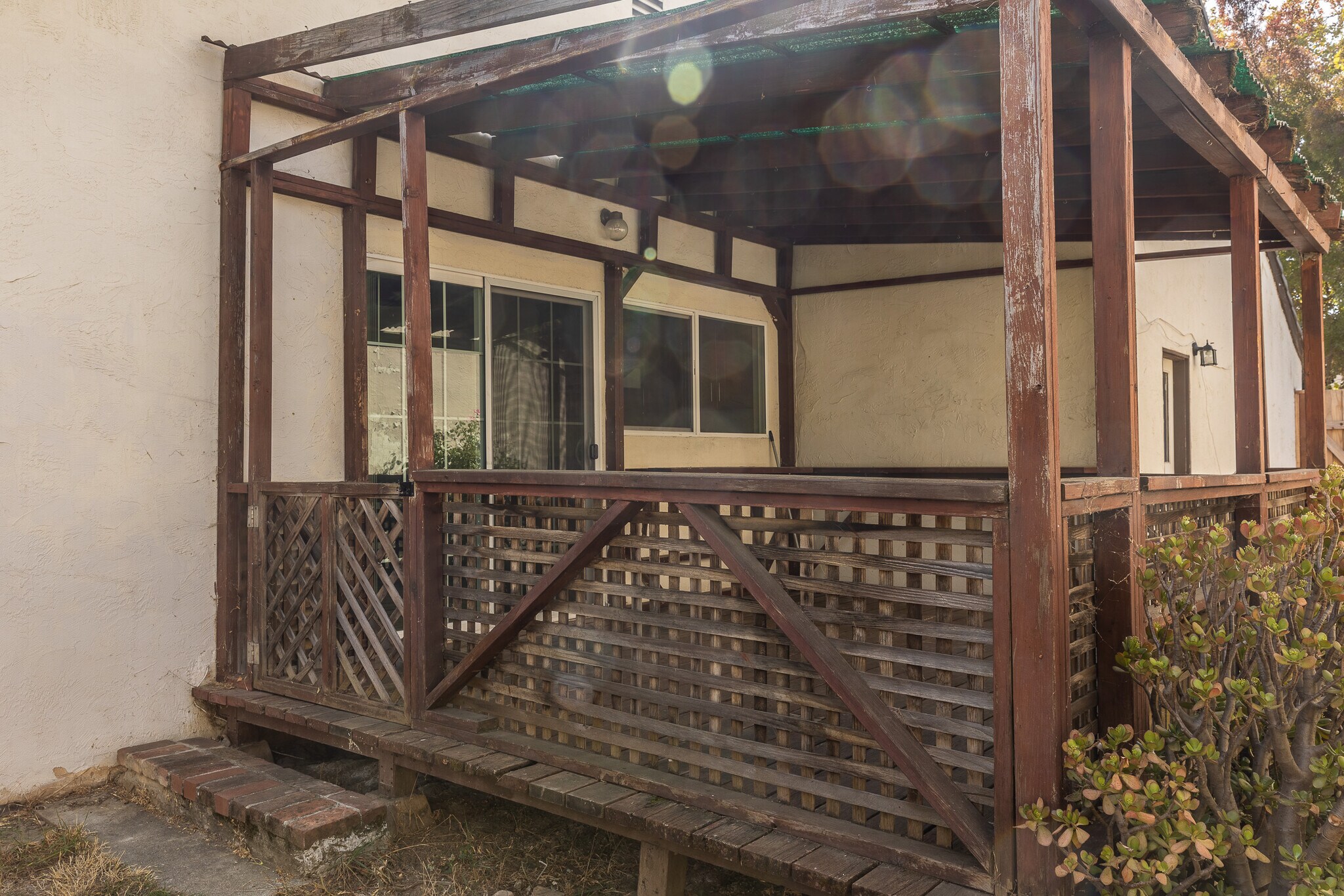 Building Photo - 7084 Via Ramada