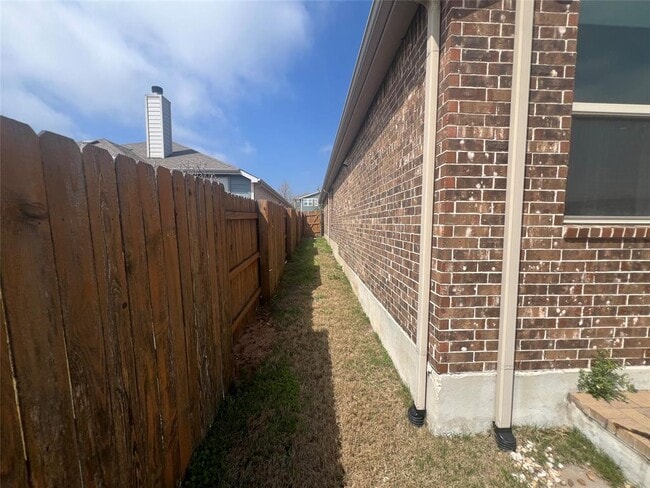 Building Photo - 7009 Sienna Rouge Path