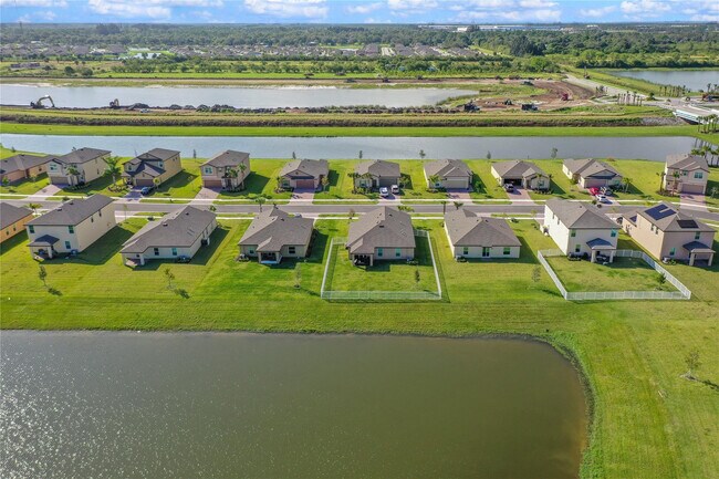 Building Photo - 973 Bent Creek Dr