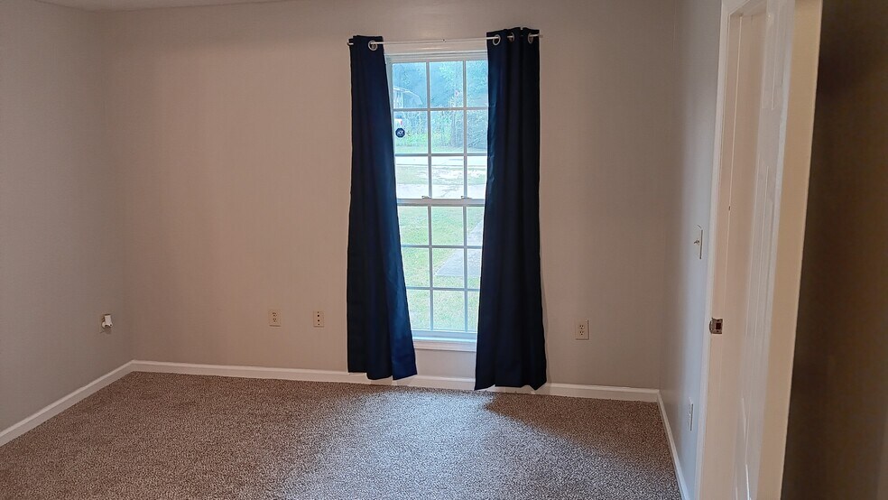 Mstr. Bedroom - 1741 Elvan Ave
