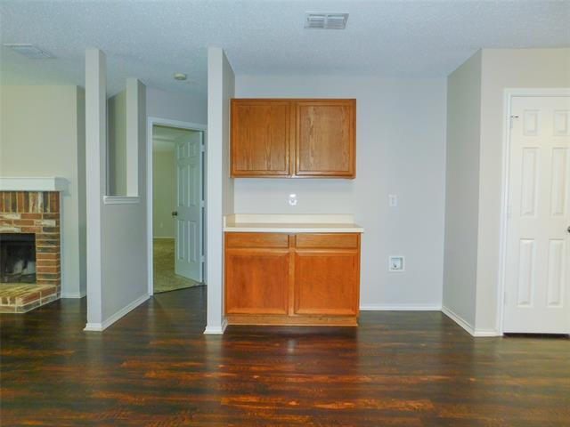 Building Photo - 5901 Thoroughbred Trail