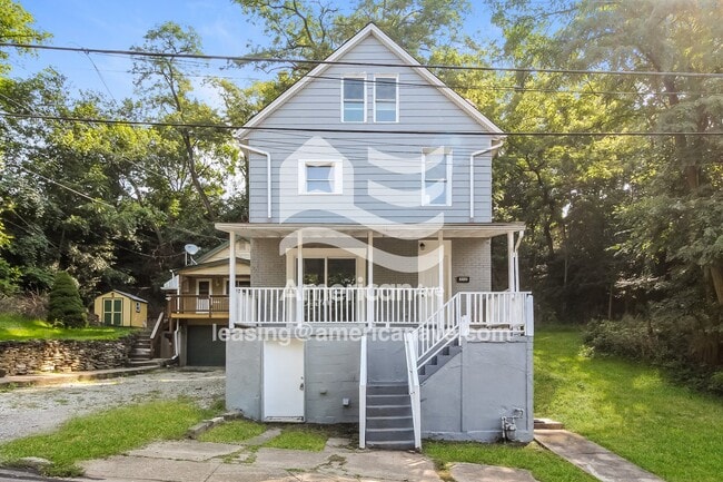 Primary Photo - 312 Charles St