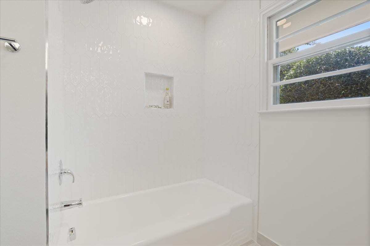 Building Photo - 524 N Wharton St