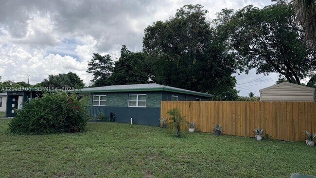 Building Photo - 3781 Jackson -