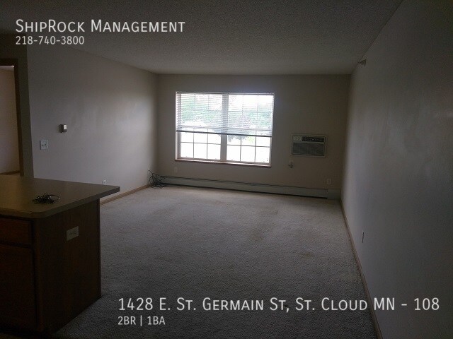 Building Photo - 1428 E St Germain St