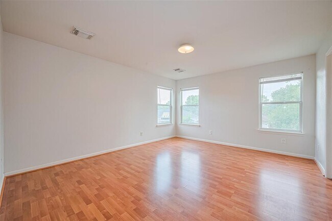 Building Photo - 12927 Pale Ivy Ln