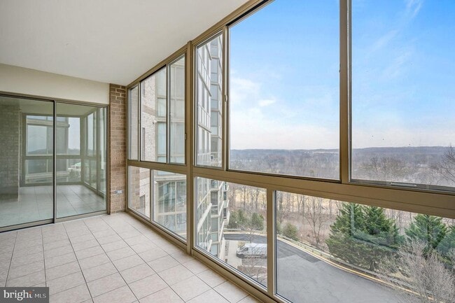 Building Photo - 19355 Cypress Ridge Terrace