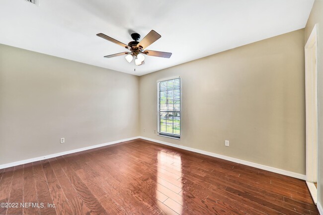 Building Photo - 6028 Duclay Rd