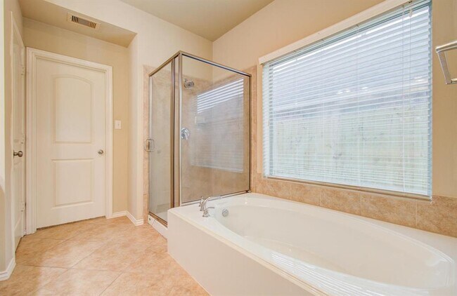 Building Photo - 13419 Orchard Harvest Dr