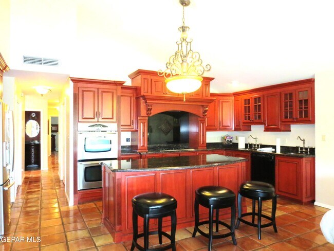 Building Photo - 4574 Weeping Willow Dr