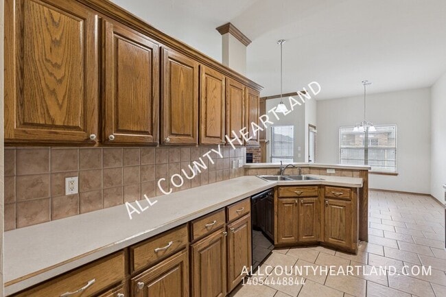 Building Photo - 2728 SE 93rd St