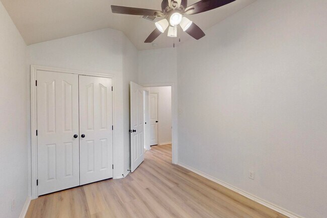 Building Photo - 4817 Valley Springs Trail