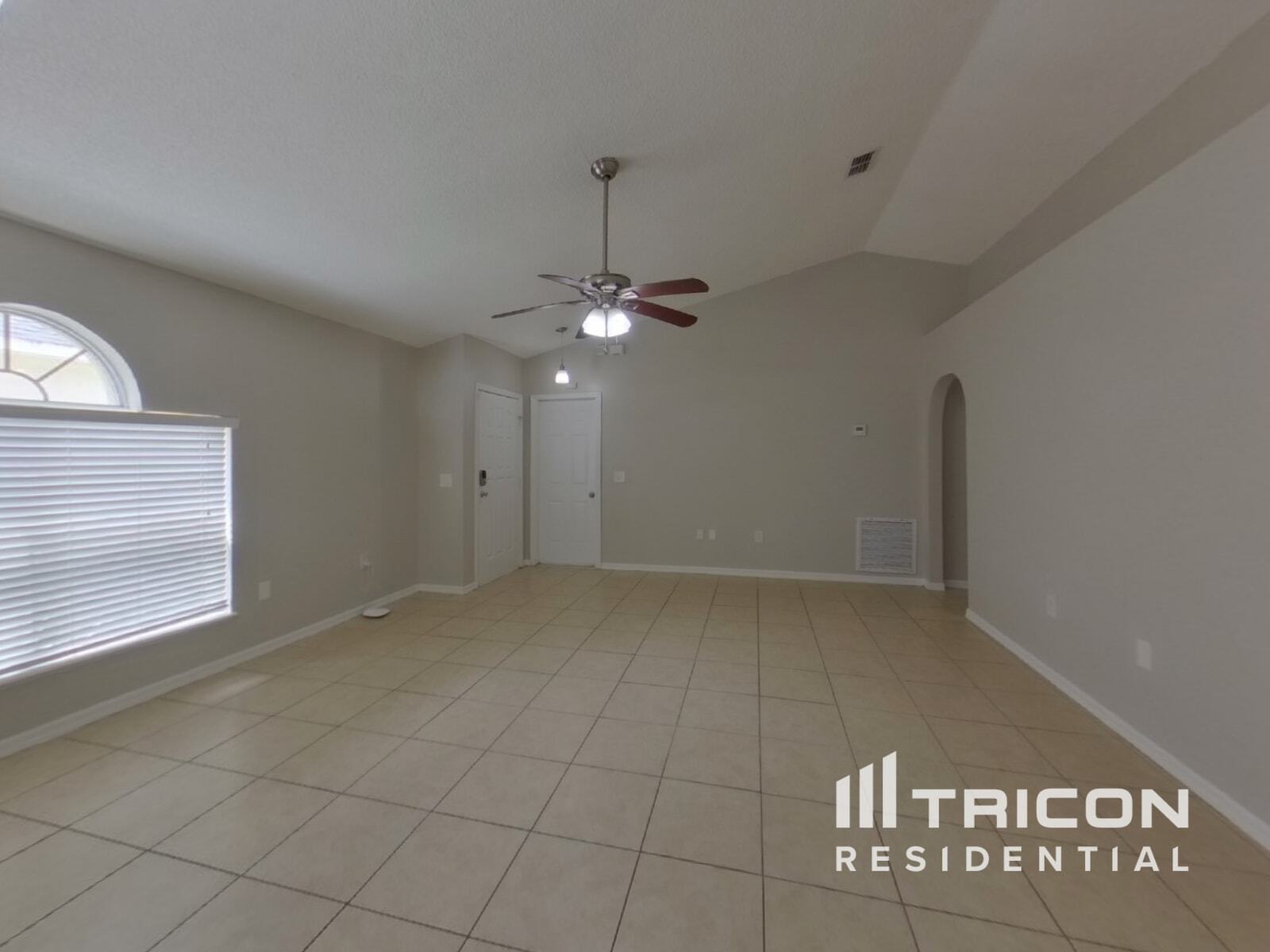 Building Photo - 321 Placid Lake Dr