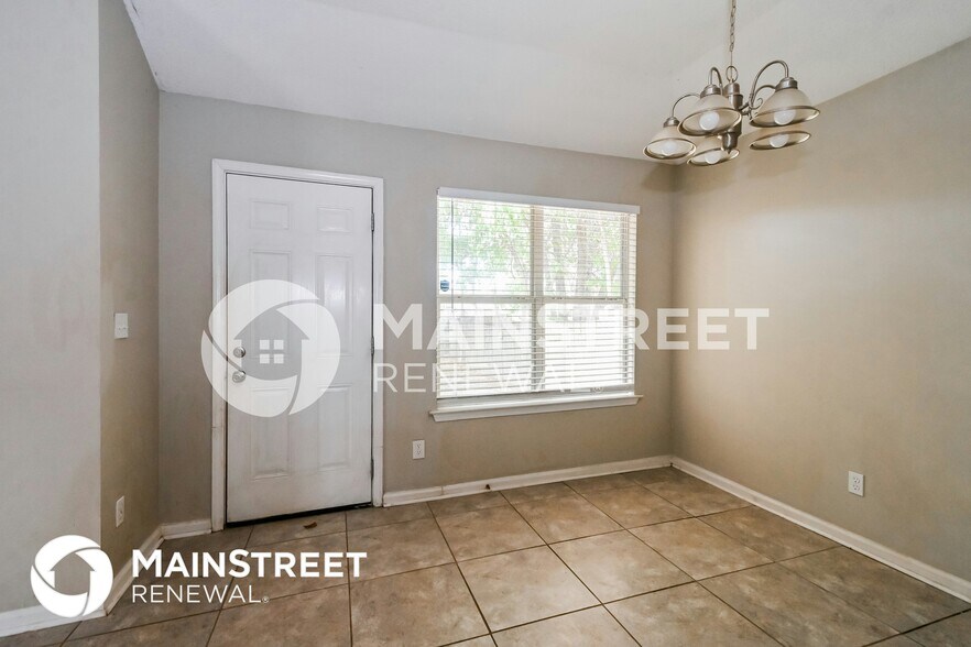 Building Photo - 5230 Bucksport Ln