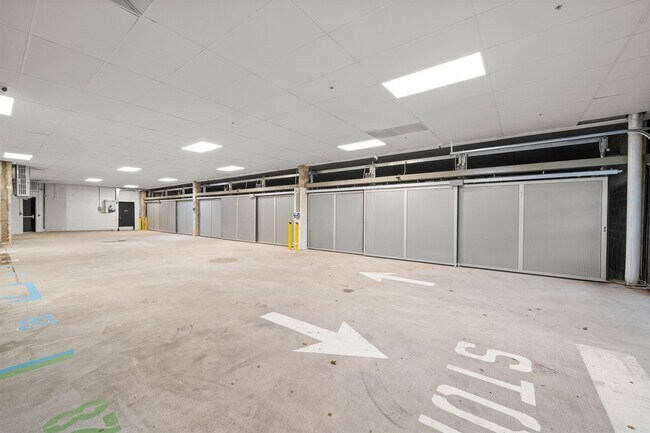 Building Photo - 17 AVENUE E