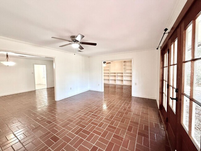 Building Photo - 3134 Fritchie Dr